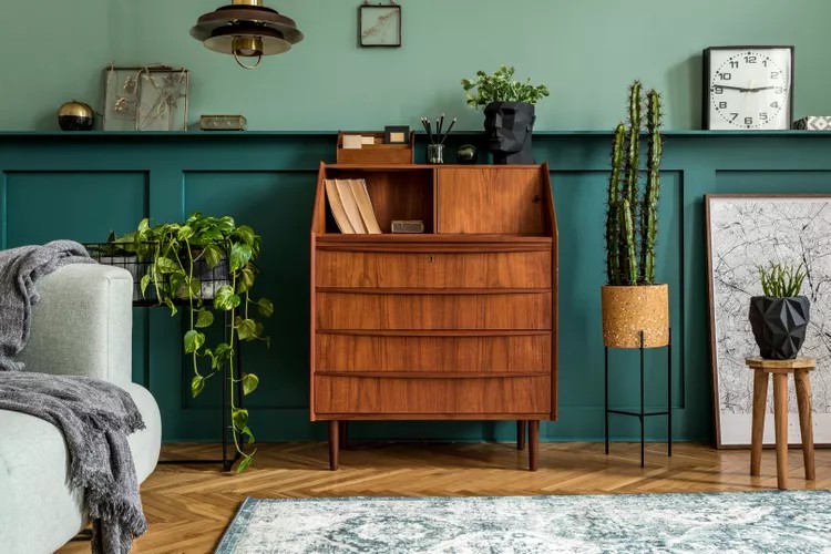 Insights and Trends in the Vintage Furniture Market ReleaseLiving